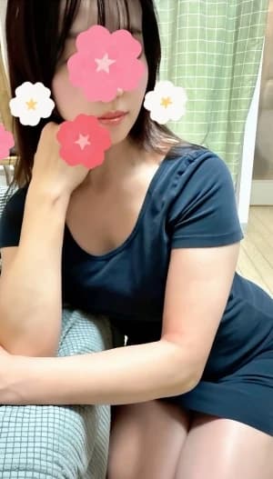 厳しい面接審査を通過した30代40代の美熟女セラピストプロフィール｜蒲田・大森・大井町・武蔵小杉・新丸子・代々木のメンズエステ「ホオズキスパ」