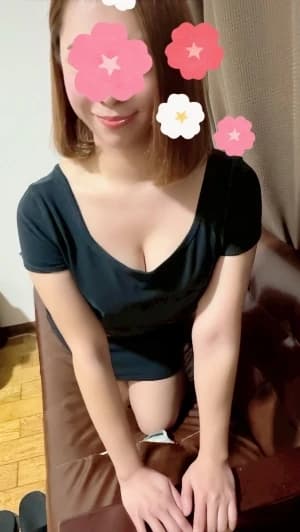 小林えみり