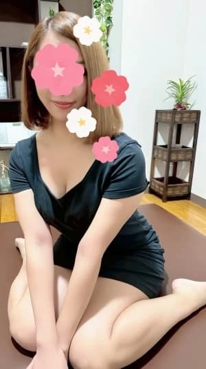 厳しい面接審査を通過した30代40代の美熟女セラピストプロフィール｜蒲田・大森・大井町・武蔵小杉・新丸子・代々木のメンズエステ「ホオズキスパ」