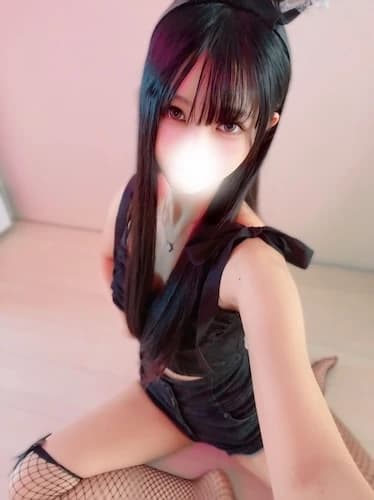 初音 めいのプロフィール｜町田 メンズエステ Tiara『ティアラ』