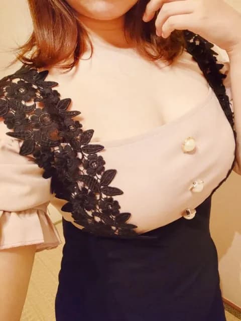 神楽 りんさんのプロフィール｜横浜・新横浜・町田・メンズエステ｜横浜新横浜町田人妻メンズエステ