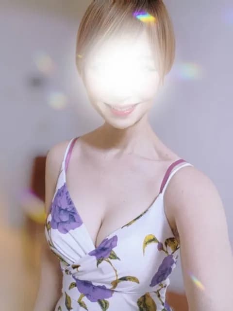 星乃ゆりさんのプロフィール｜横浜・新横浜・町田・メンズエステ｜横浜新横浜町田人妻メンズエステ