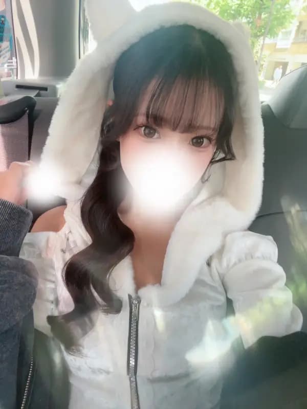 涼芽　りりさんのプロフィール｜調布・千歳烏山・橋本・相模原 メンズエステ｜Unison Spa（ユニゾンスパ）