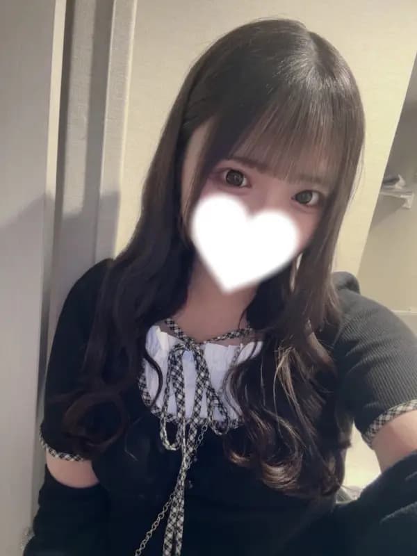 篠田　ましろさんのプロフィール｜調布・千歳烏山・橋本・相模原 メンズエステ｜Unison Spa（ユニゾンスパ）