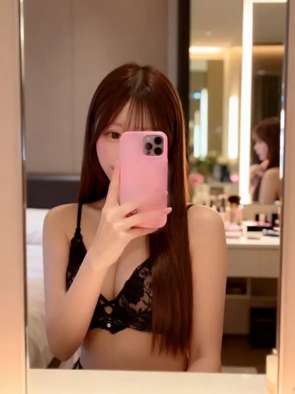 姫宮　かえでさんのプロフィール｜調布・千歳烏山・橋本・相模原 メンズエステ｜Unison Spa（ユニゾンスパ）