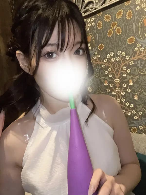 皇　りずさんのプロフィール｜調布・千歳烏山・橋本・相模原 メンズエステ｜Unison Spa（ユニゾンスパ）