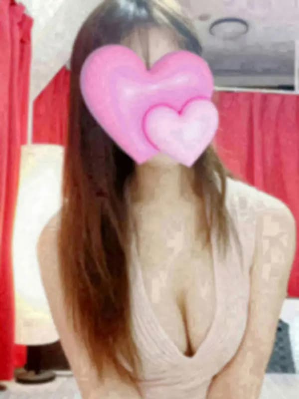 藤井さらさんのプロフィール｜大人の女性による、寛容力と包容力のある美蝶が戯れる、高級店でのサービスを✨ずば抜けた才覚をもつｾﾗﾋﾟｽﾄによる究極の施術を受けることができる、90分コースをぜひご堪能ください。｜東京目黒高級セレブ熟女