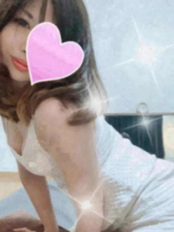 如月るなさんのプロフィール｜大人の女性による、寛容力と包容力のある美蝶が戯れる、高級店でのサービスを✨ずば抜けた才覚をもつｾﾗﾋﾟｽﾄによる究極の施術を受けることができる、90分コースをぜひご堪能ください。｜東京目黒高級セレブ熟女