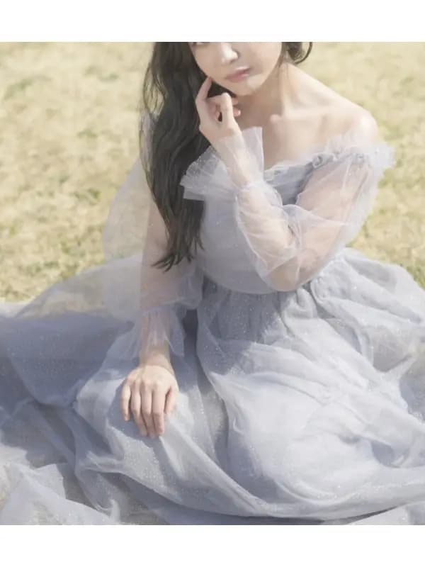 吉高ももこさんのプロフィール｜大人の女性による、寛容力と包容力のある美蝶が戯れる、高級店でのサービスを✨ずば抜けた才覚をもつｾﾗﾋﾟｽﾄによる究極の施術を受けることができる、90分コースをぜひご堪能ください。｜東京目黒高級セレブ熟女