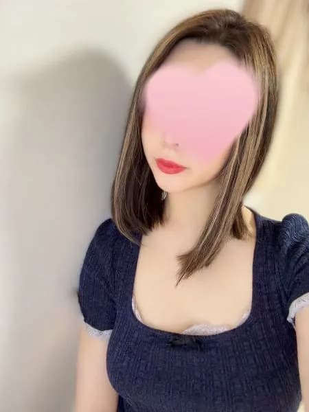 セラピスト「姫野さん」のプロフィール 立川/八王子/国分寺/徒歩3～6分 Luxe Aroma(ラグゼアロマ) 都心に負けない濃密な施術を