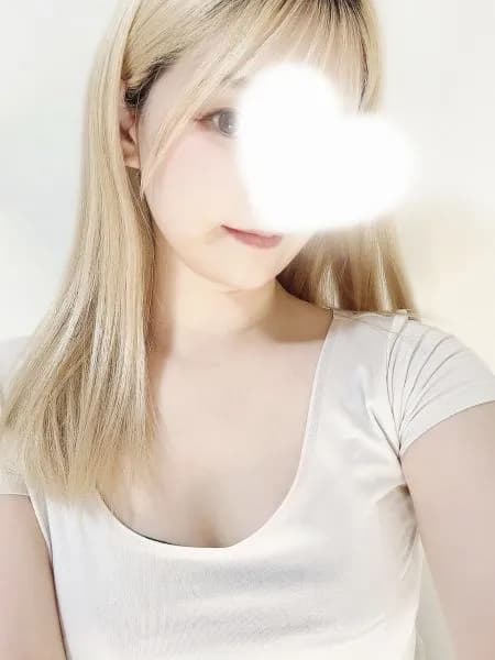 セラピスト「三咲さん」のプロフィール 立川/八王子/国分寺/徒歩3～6分 Luxe Aroma(ラグゼアロマ) 都心に負けない濃密な施術を