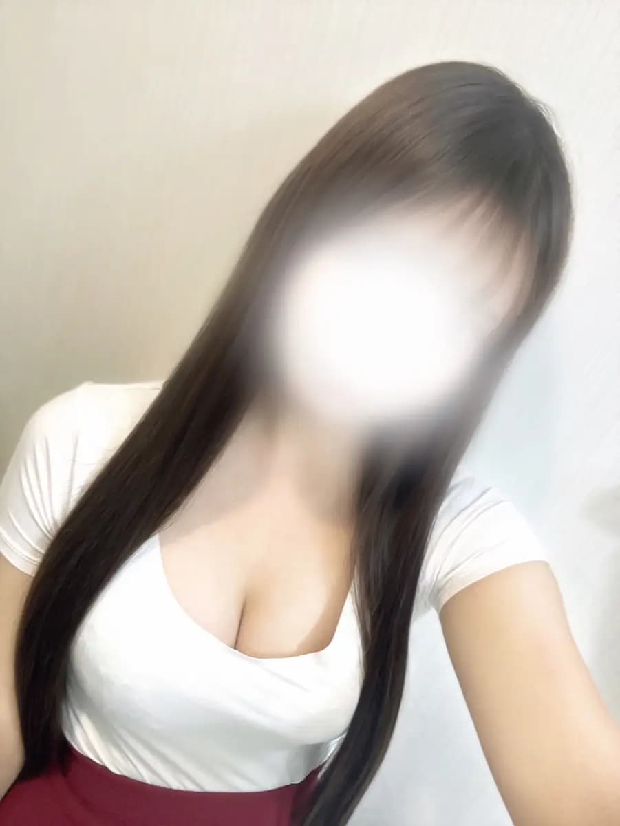 セラピスト「前川さん」のプロフィール 立川/八王子/国分寺/徒歩3～6分 Luxe Aroma(ラグゼアロマ) 都心に負けない濃密な施術を