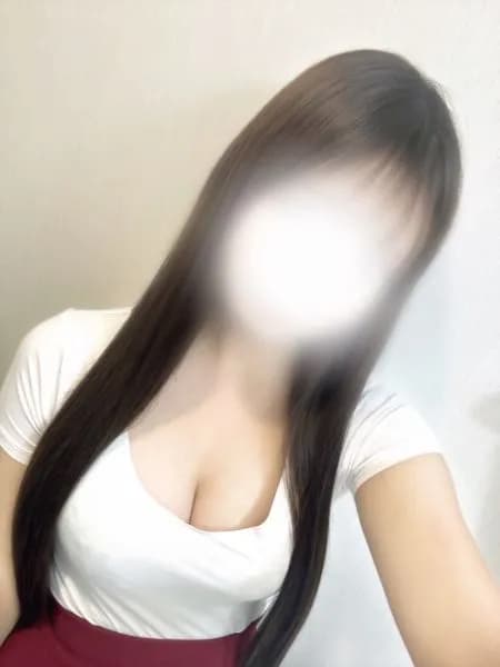 セラピスト「前川さん」のプロフィール 立川/八王子/国分寺/徒歩3～6分 Luxe Aroma(ラグゼアロマ) 都心に負けない濃密な施術を
