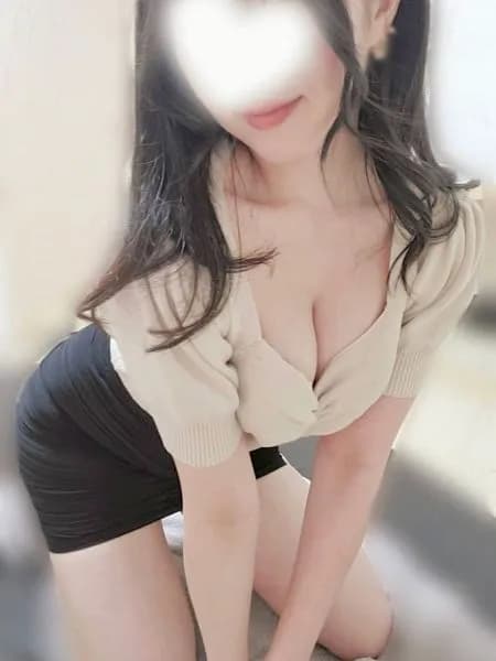 セラピスト「水野さん」のプロフィール 立川/八王子/国分寺/徒歩3～6分 Luxe Aroma(ラグゼアロマ) 都心に負けない濃密な施術を