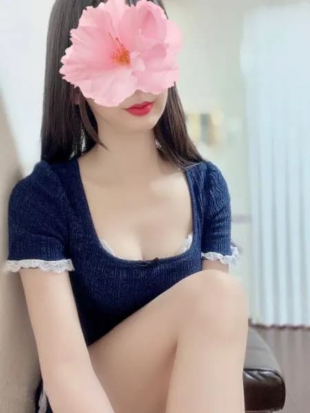 セラピスト「小川さん」のプロフィール 立川/八王子/国分寺/徒歩3～6分 Luxe Aroma(ラグゼアロマ) 都心に負けない濃密な施術を
