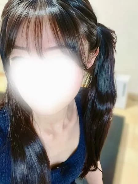 セラピスト「東山さん」のプロフィール 立川/八王子/国分寺/徒歩3～6分 Luxe Aroma(ラグゼアロマ) 都心に負けない濃密な施術を