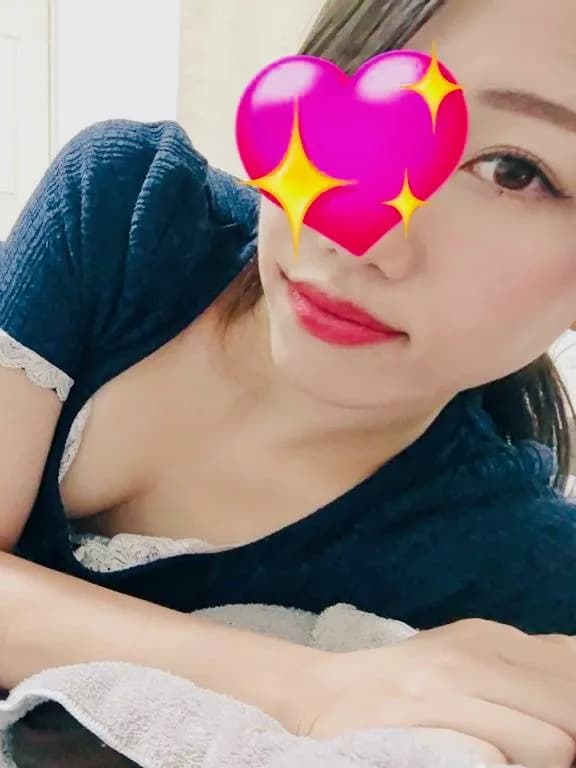 セラピスト「藤森さん」のプロフィール 立川/八王子/国分寺/徒歩3～6分 Luxe Aroma(ラグゼアロマ) 都心に負けない濃密な施術を