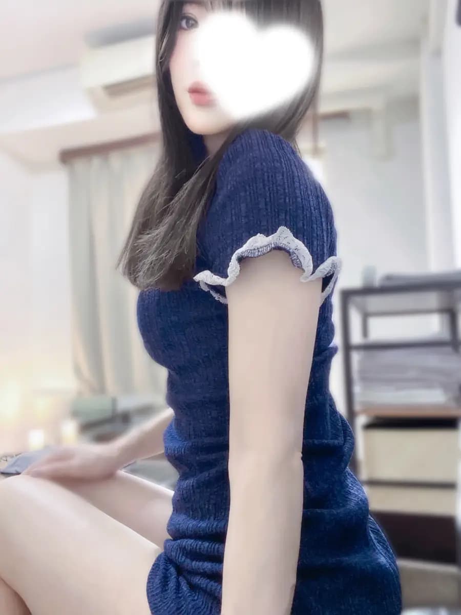 セラピスト「蒼井さん」のプロフィール 立川/八王子/国分寺/徒歩3～6分 Luxe Aroma(ラグゼアロマ) 都心に負けない濃密な施術を