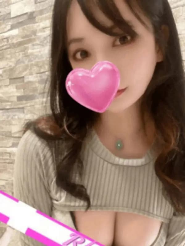 白石ももかさんのプロフィール｜東京 メンズエステ｜RHEA SPA（レアスパ）