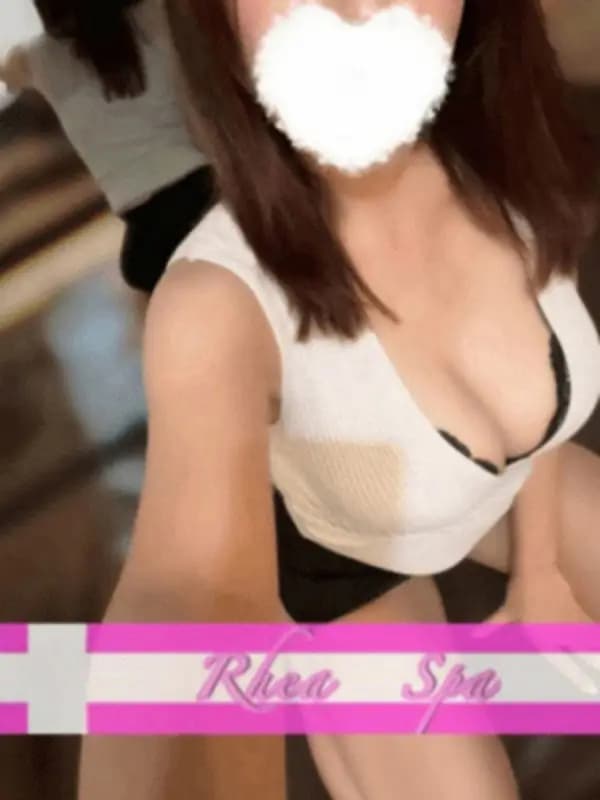 上条れいかさんのプロフィール｜東京 メンズエステ｜RHEA SPA（レアスパ）