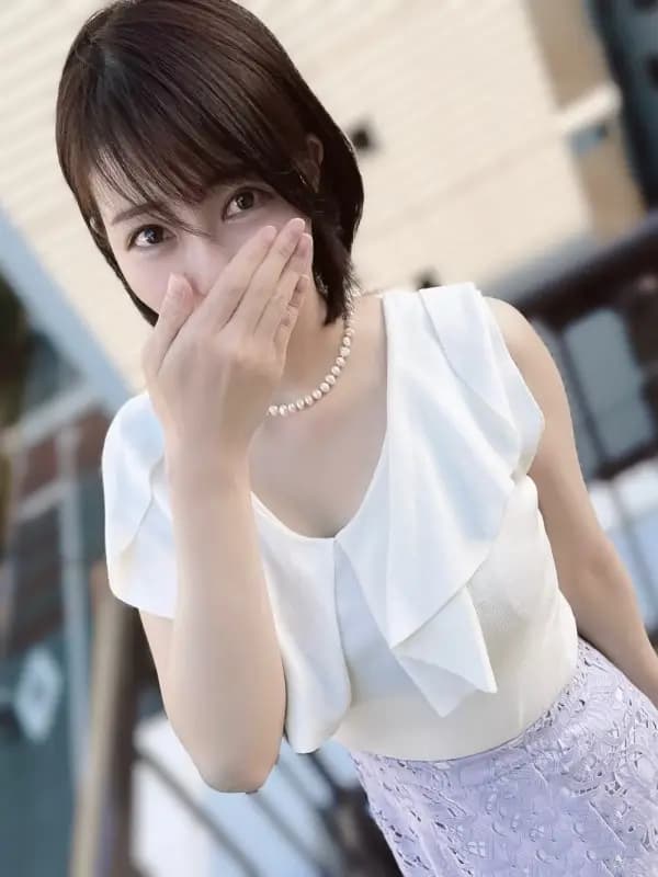 七海れいなさんのプロフィール｜代々木・南新宿・高田馬場・北参道 メンズエステ｜グランドガイアGrandGaia
