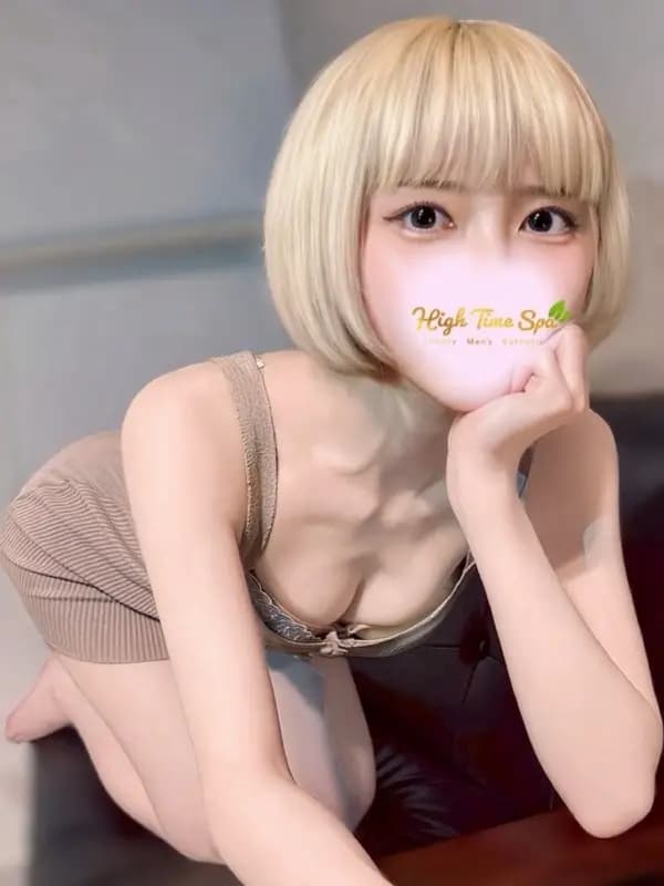 宇多野あおい