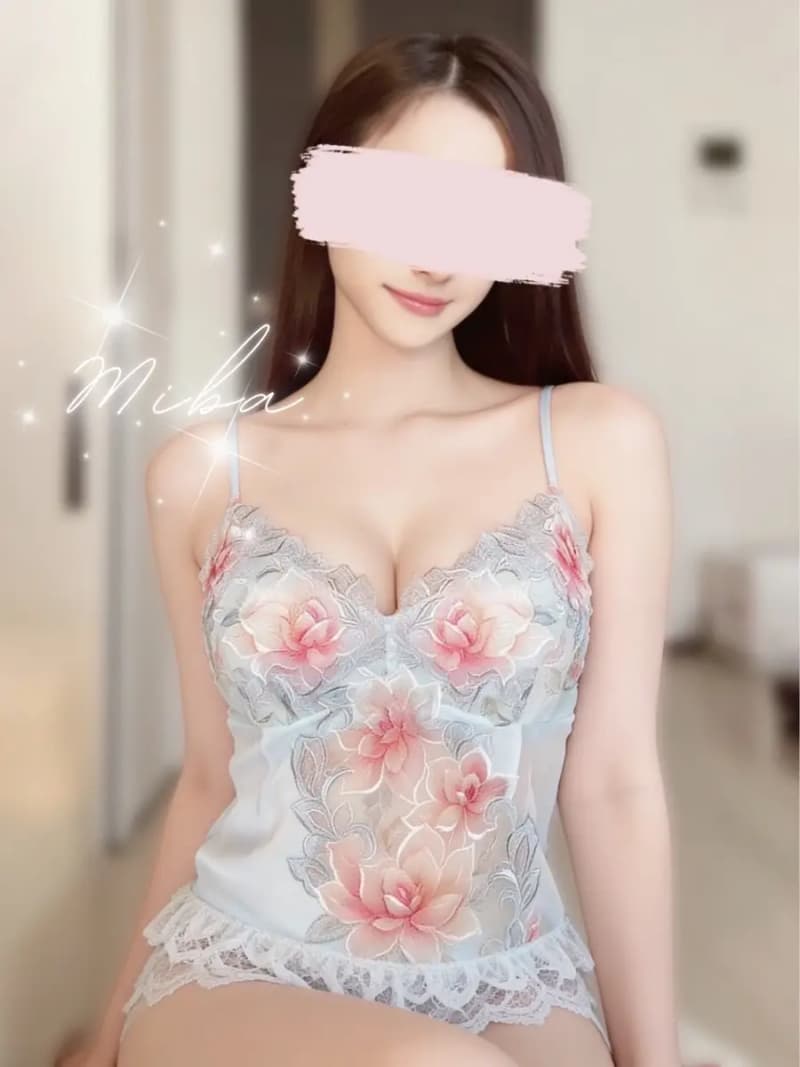芹沢みな