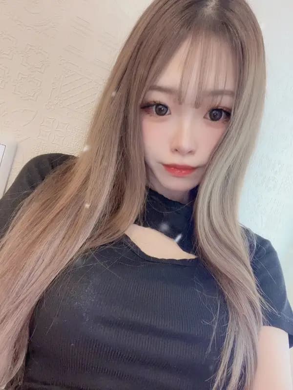 すみれプロフィール｜東京/錦糸町メンズエステ『〜たっぷりオイル専門！ぬるスパ〜』