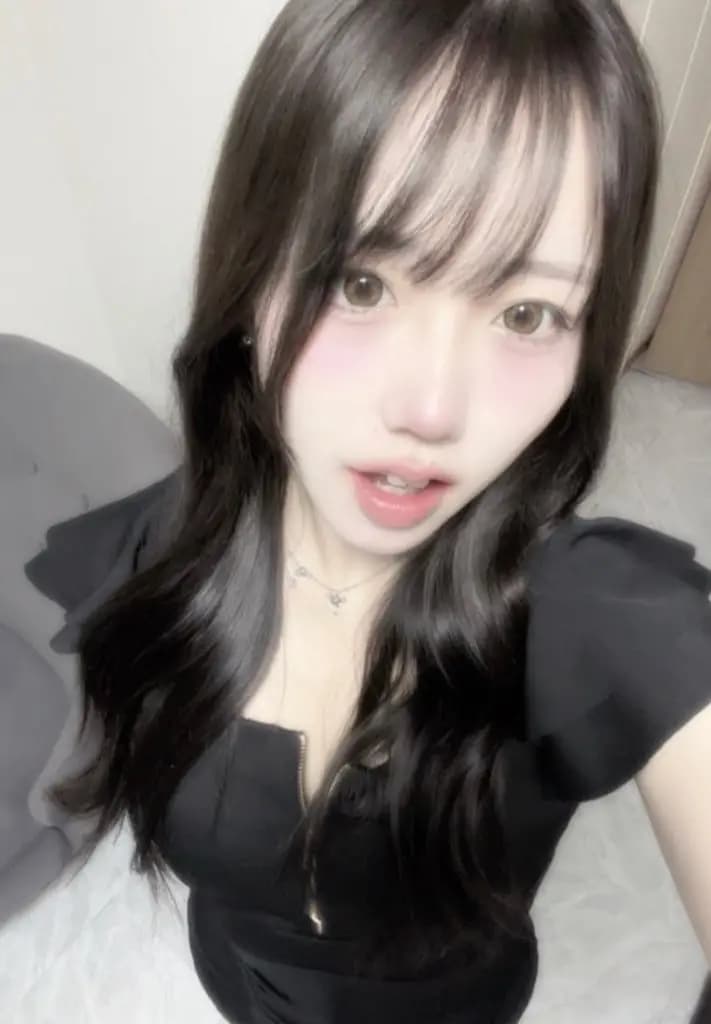 ひなプロフィール｜錦糸町 メンズエステ 「おいしい牛乳屋さん。」