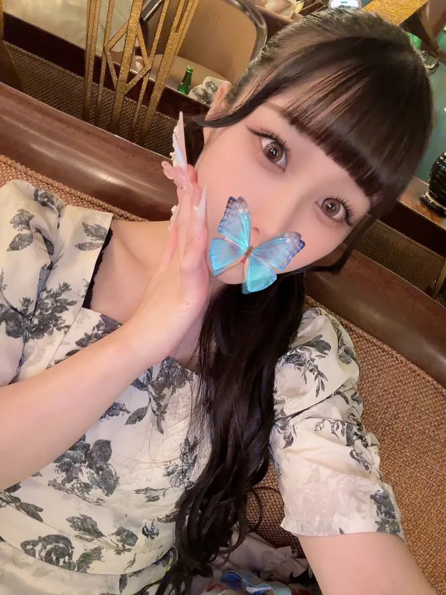 こはるプロフィール｜錦糸町 メンズエステ 「おいしい牛乳屋さん。」