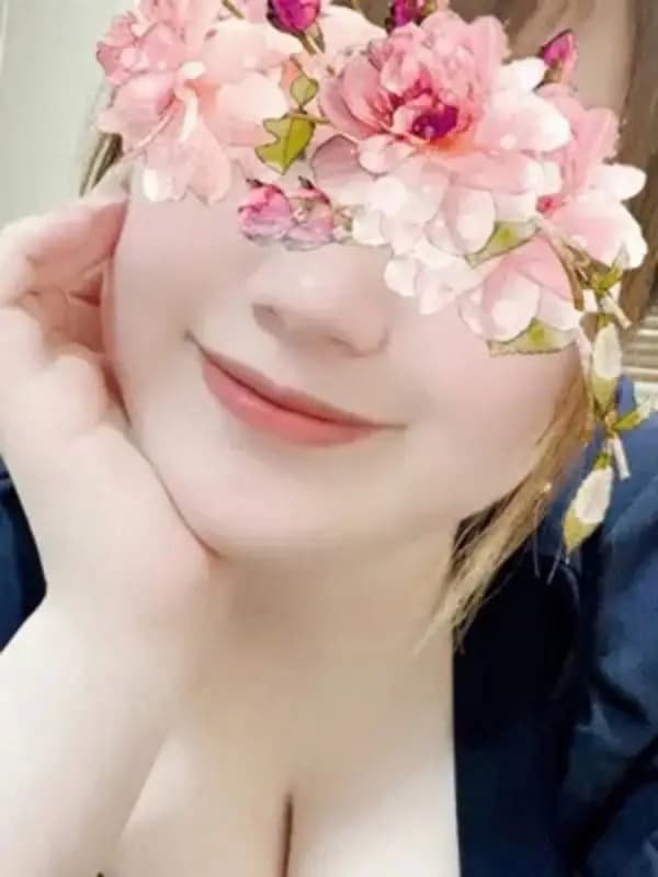 桜井はなさんのプロフィール｜赤羽・秋葉原・大井町・池袋・新宿・立川・錦糸町メンズエステ｜むちむちお姉さん