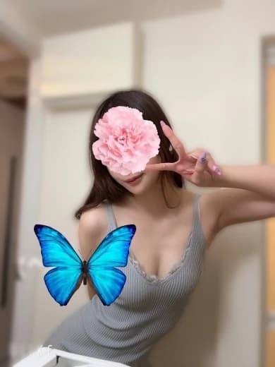 秋葉原のメンズエステなら『AROMA CROWN-アロマクラウン-』 | SSS級みなみ プロフィール