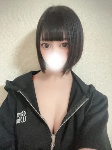 秋葉原のメンズエステなら『AROMA CROWN-アロマクラウン-』 | SSS級しゅな プロフィール