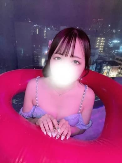 秋葉原のメンズエステなら『AROMA CROWN-アロマクラウン-』 | SS級ひなの プロフィール