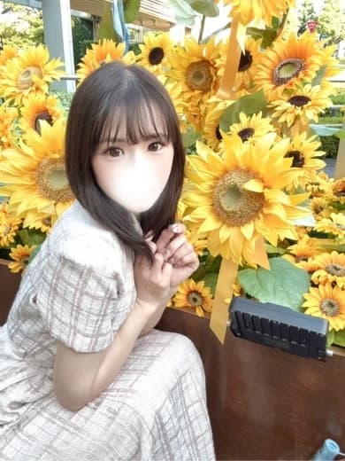 秋葉原のメンズエステなら『AROMA CROWN-アロマクラウン-』 | SS級もも プロフィール