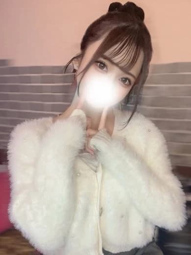 秋葉原のメンズエステなら『AROMA CROWN-アロマクラウン-』 | ゆな完全業界未経験 プロフィール