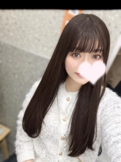 秋葉原のメンズエステなら『AROMA CROWN-アロマクラウン-』 | SS級かりん プロフィール