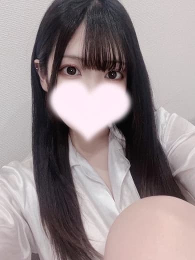 秋葉原のメンズエステなら『AROMA CROWN-アロマクラウン-』 | SS級美少女ちなつ プロフィール