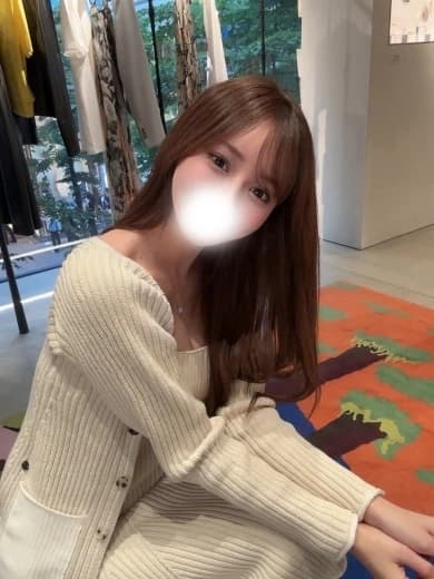 秋葉原のメンズエステなら『AROMA CROWN-アロマクラウン-』 | れいな完全業界未経験 プロフィール