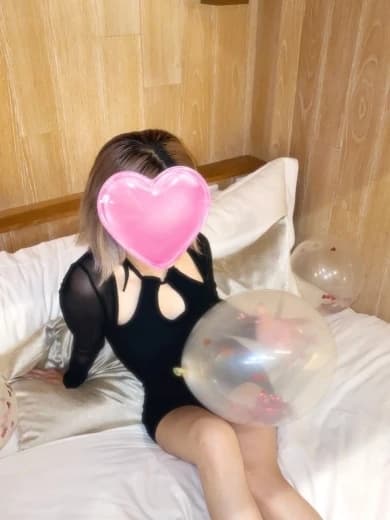 秋葉原のメンズエステなら『AROMA CROWN-アロマクラウン-』 | もも完全業界未経験 プロフィール