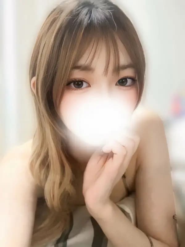 五月女なつかさんのプロフィール｜北千住メンズエステ｜完全個室リラクゼーション｜REMIS（ランス）