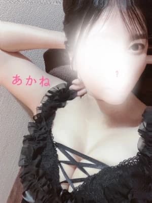 茜（あかね）さん｜門前仲町・銀座・九段下駅近の最高級メンズエステ「ロンド」｜セラピスト詳細