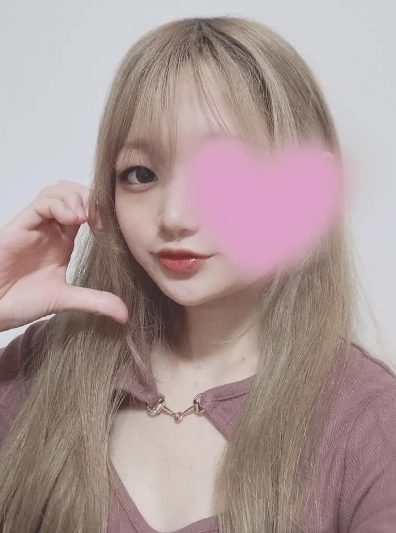 葉月しおり