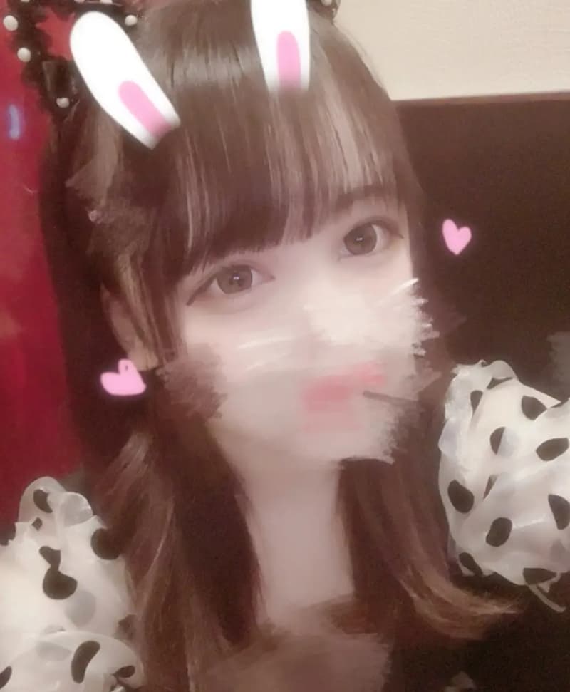 皐月にこ
