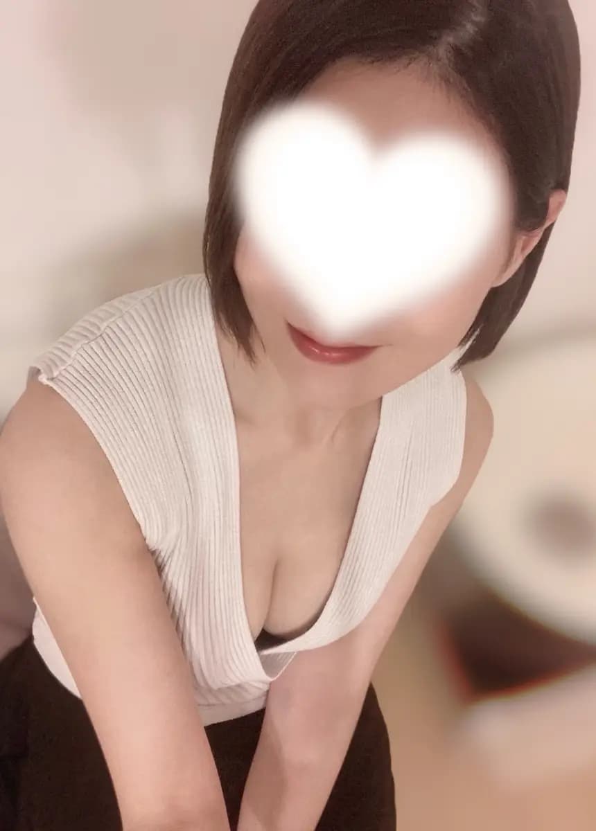 宮田まみ | 笹塚メンズエステ 淑女の手