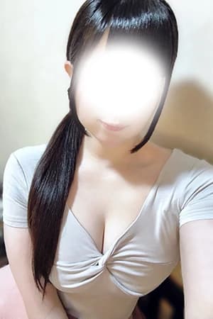 七瀬 むぎ