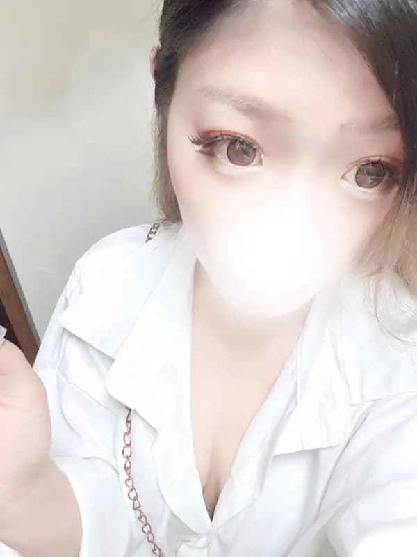 ひめかさんのプロフィール｜上質な時間を洗練された空間で、満たされる癒し。｜オルヴィア -ORVIA-