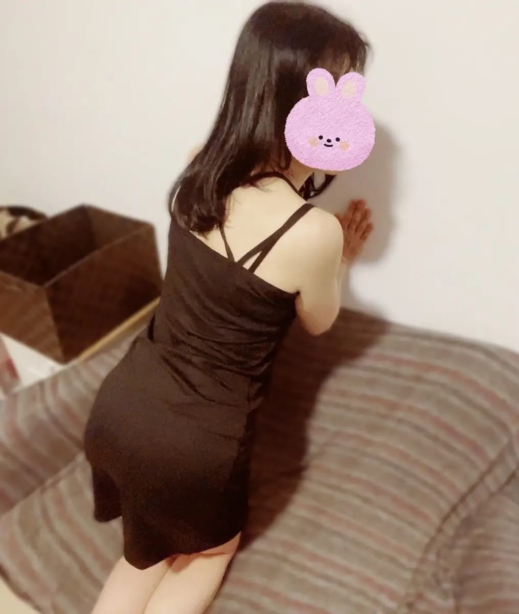 吉沢しほ | 30代以上のハイクラスな淑女が在籍する極上の空間 | 代々木上原メンズエステ淑女の手
