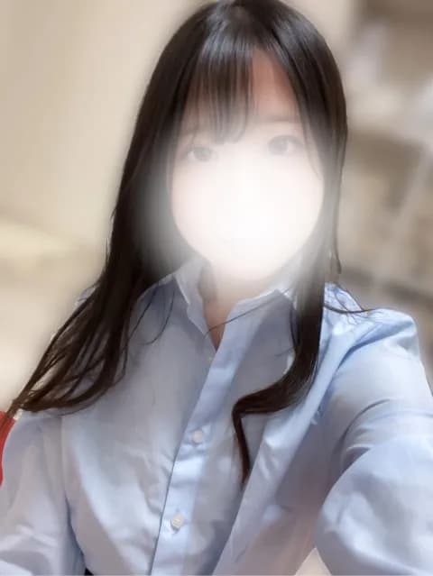 桃野木 ひなさんのプロフィール｜蒲田　メンズエステ｜ファーストクラス