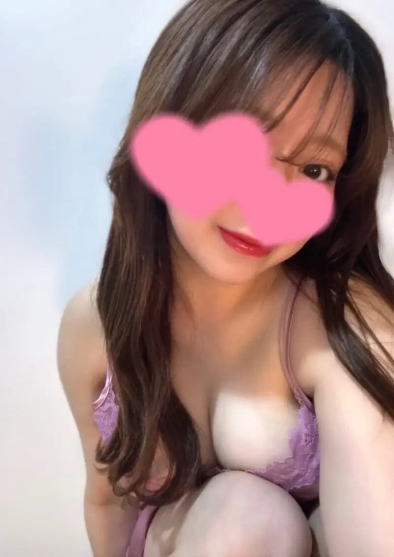 若菜すみれ | 学芸大学・自由が丘メンズエステ Brown（ブラウン）の在籍セラピスト学芸大学・自由が丘メンズエステ Brown（ブラウン）